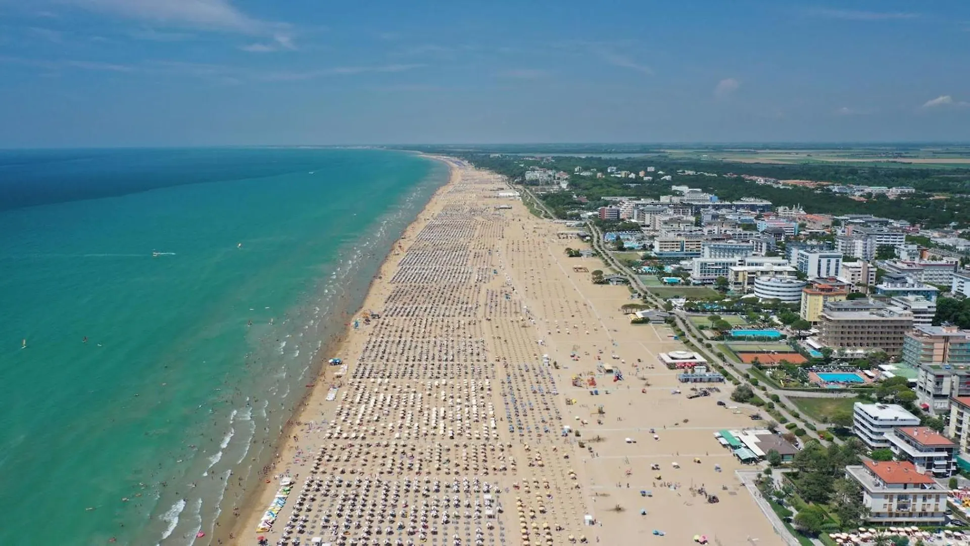 Two-Bedroom Villa In A Quiet Area Next To The Sea Bibione