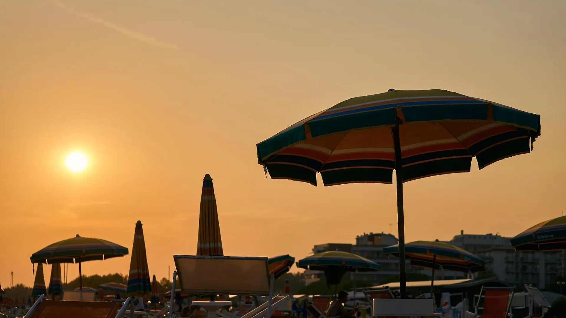 Two-Bedroom Villa In A Quiet Area Next To The Sea Bibione Apartment