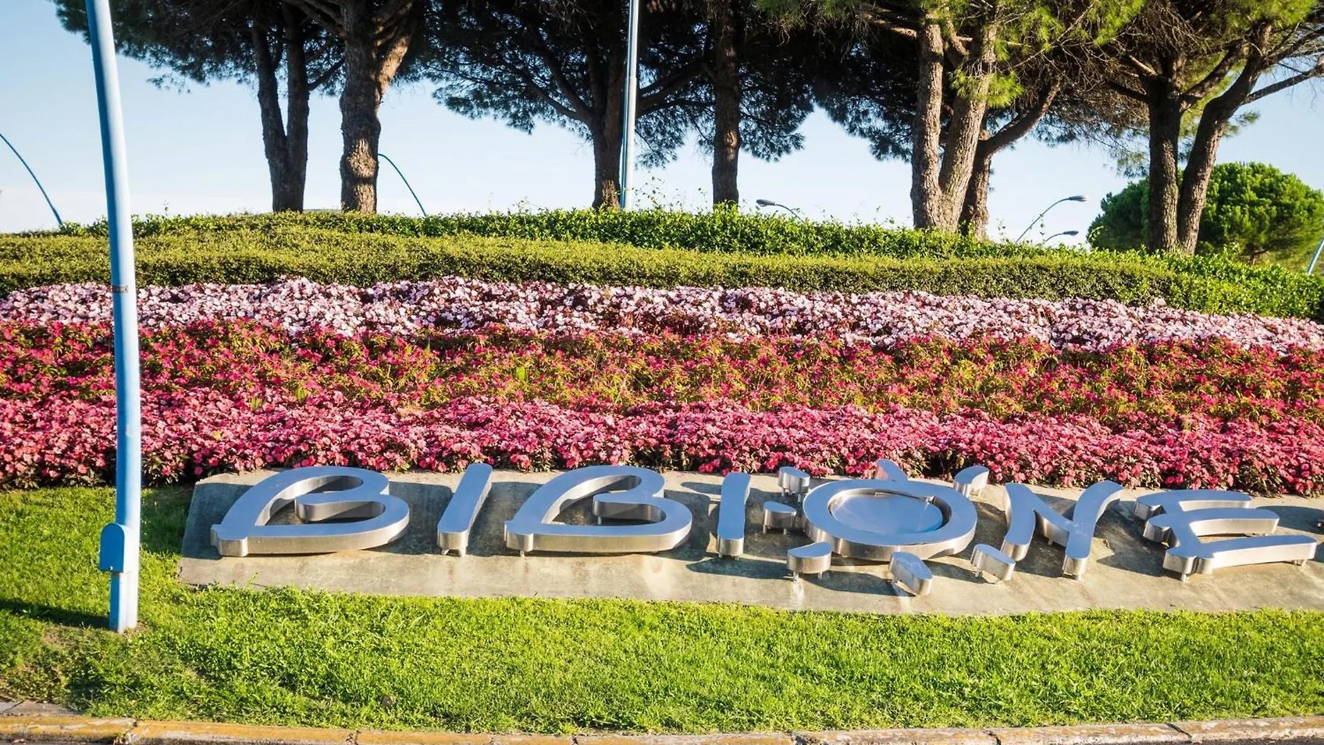 Two-Bedroom Villa In A Quiet Area Next To The Sea Bibione Italy